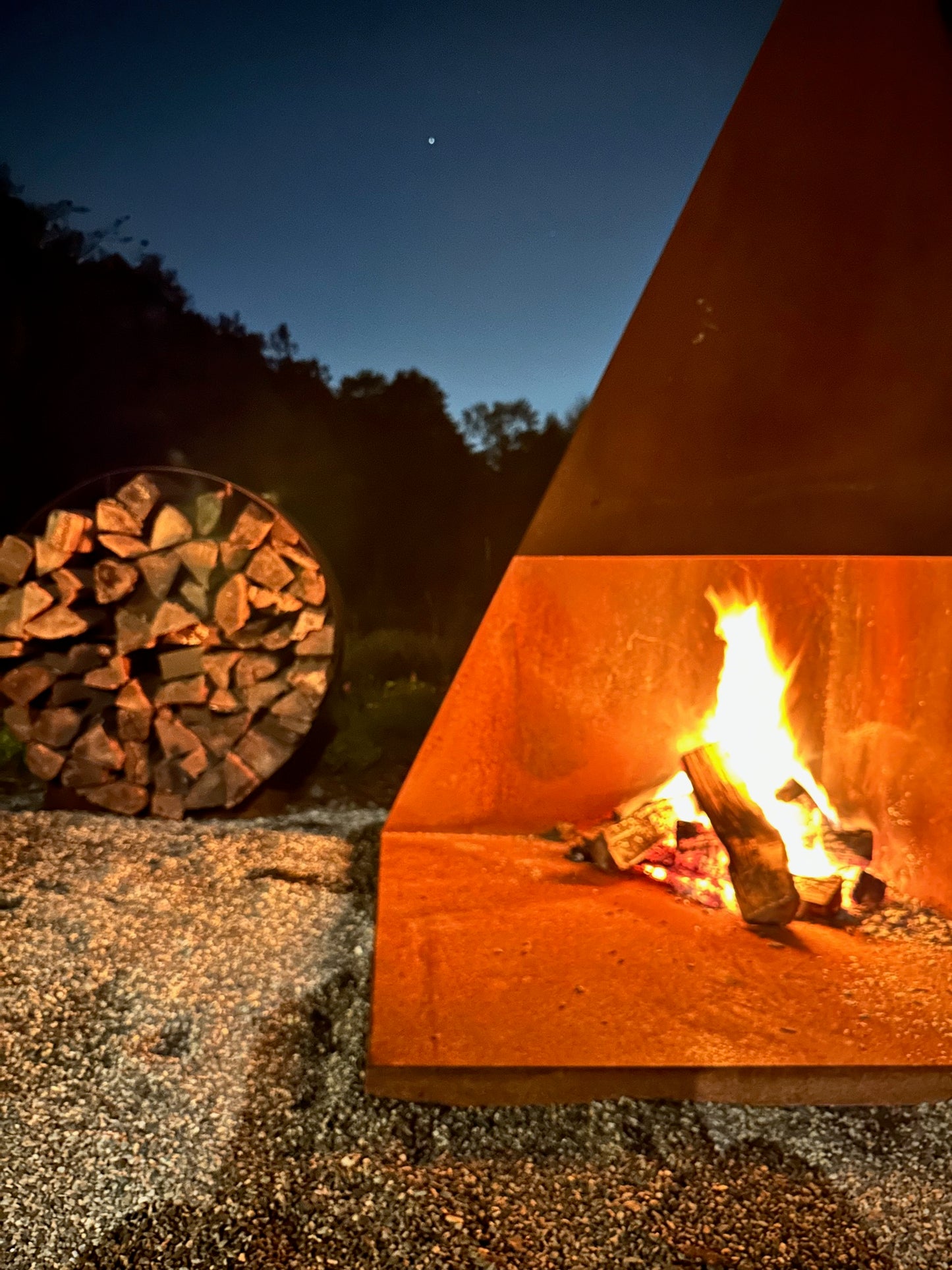 Circular Log Storage 4 Shelves