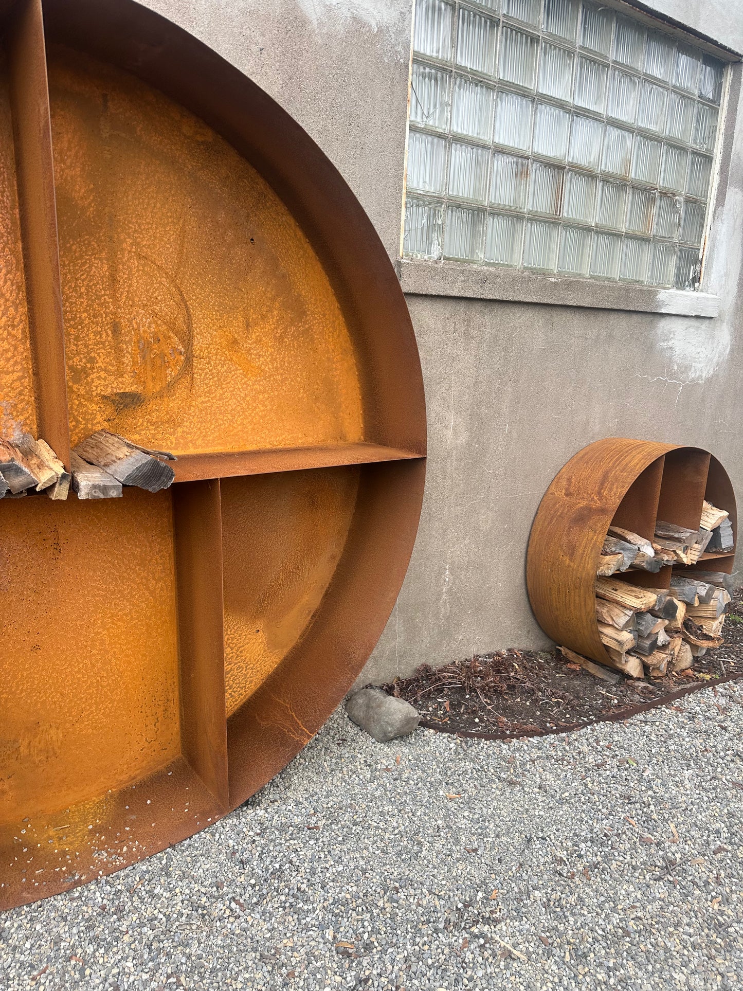 Circular Log Storage 4 Shelves
