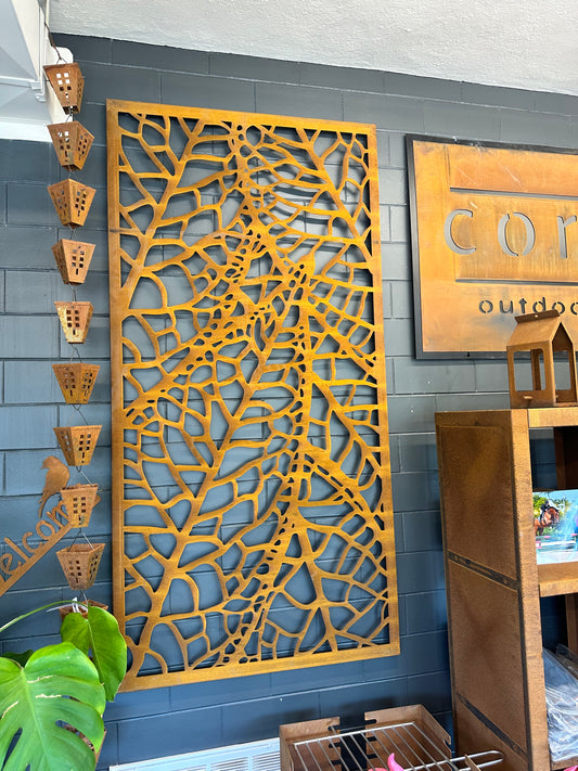 Leaf Panel