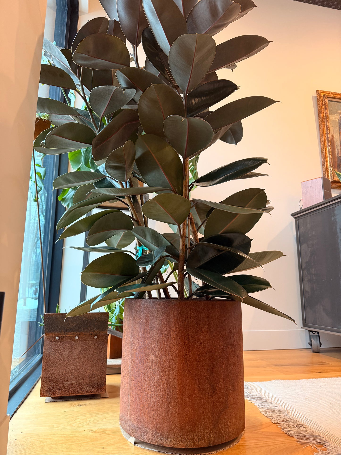 Round Corten Planter