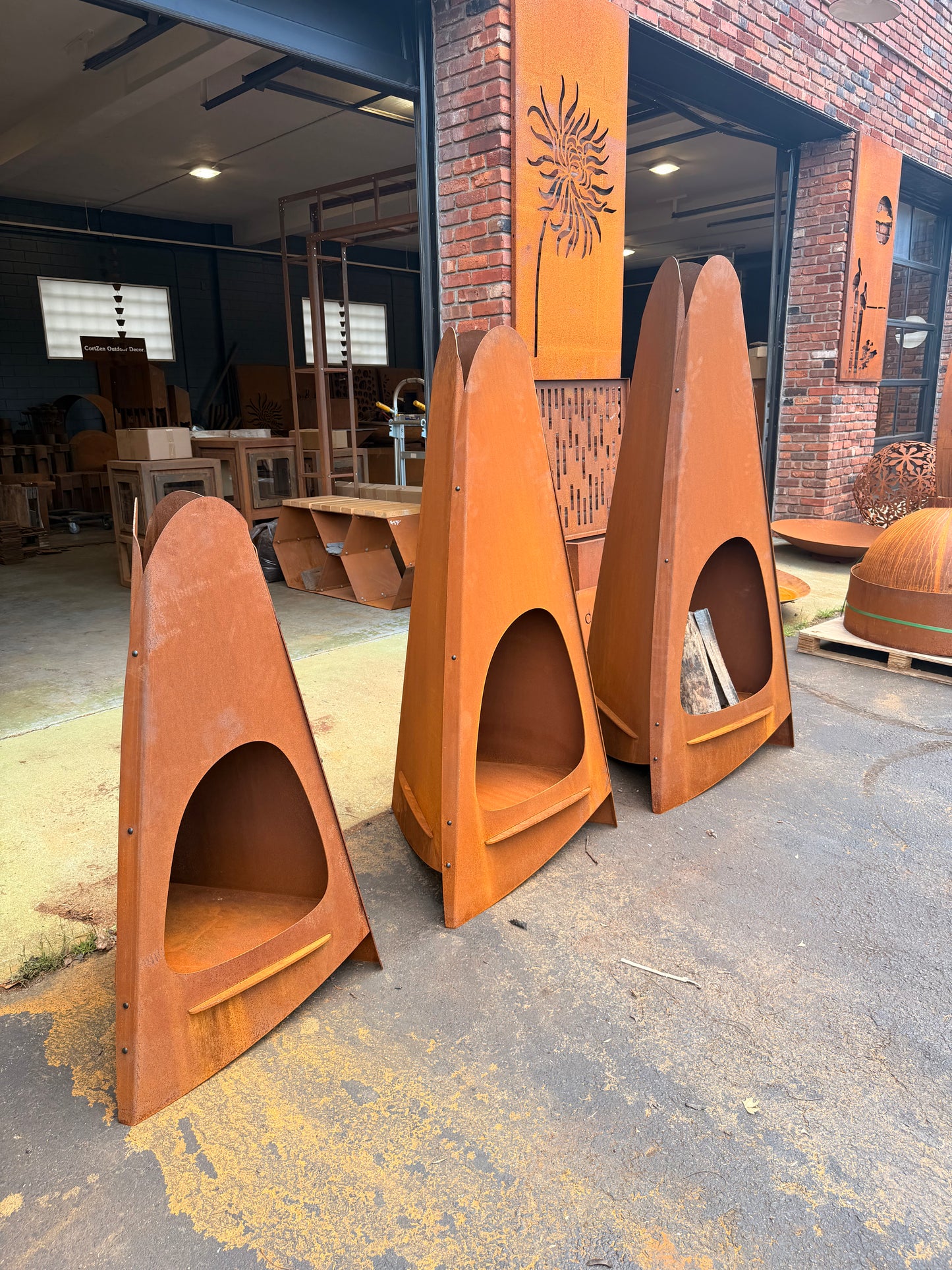 Organic Modern Chiminea